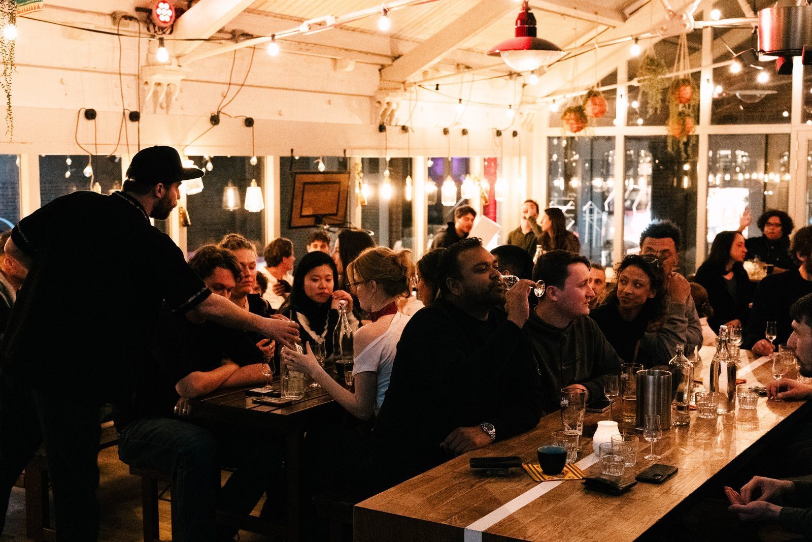 De Dug Out — Foodhallen Amsterdam (10)