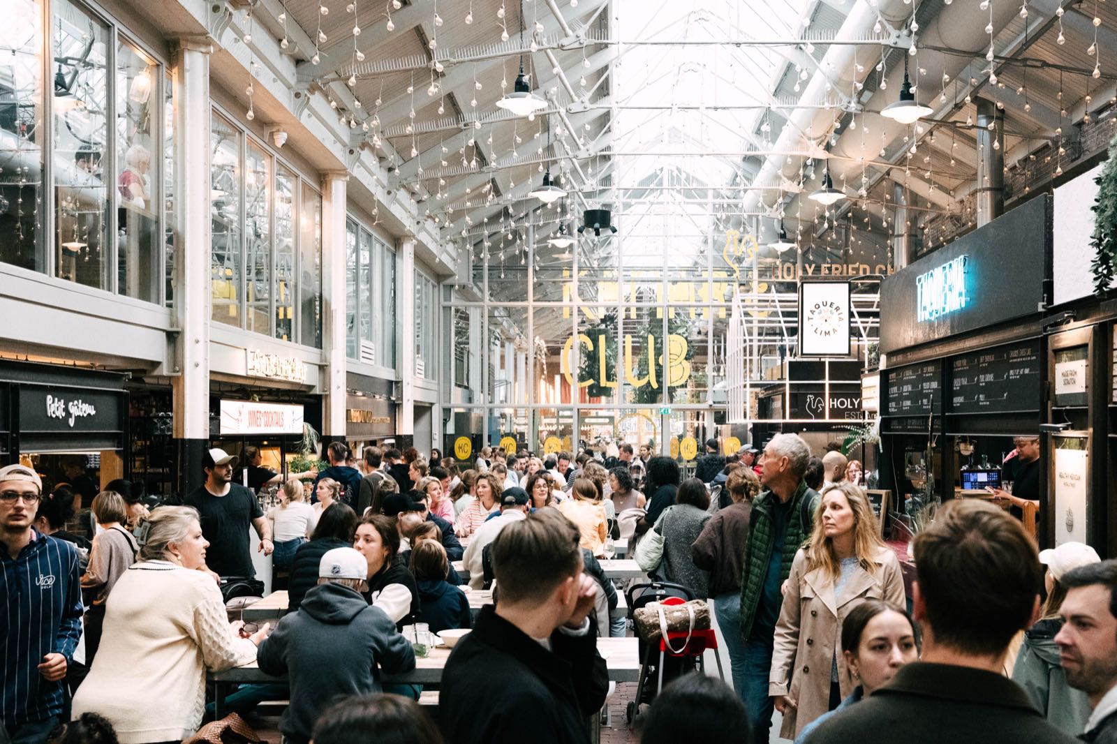 Full Venue — Foodhallen Amsterdam (1)