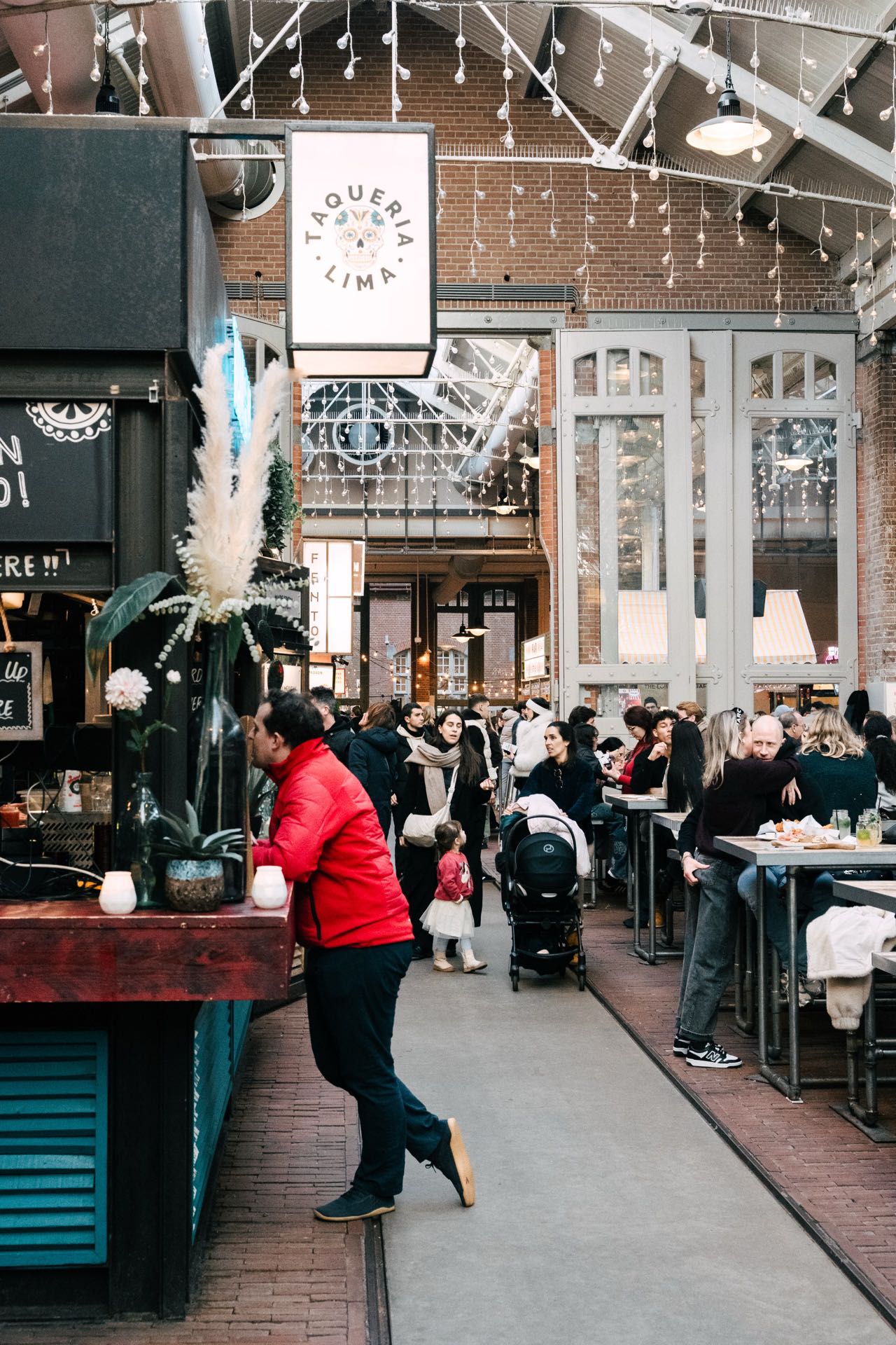 Full Venue — Foodhallen Amsterdam (9)