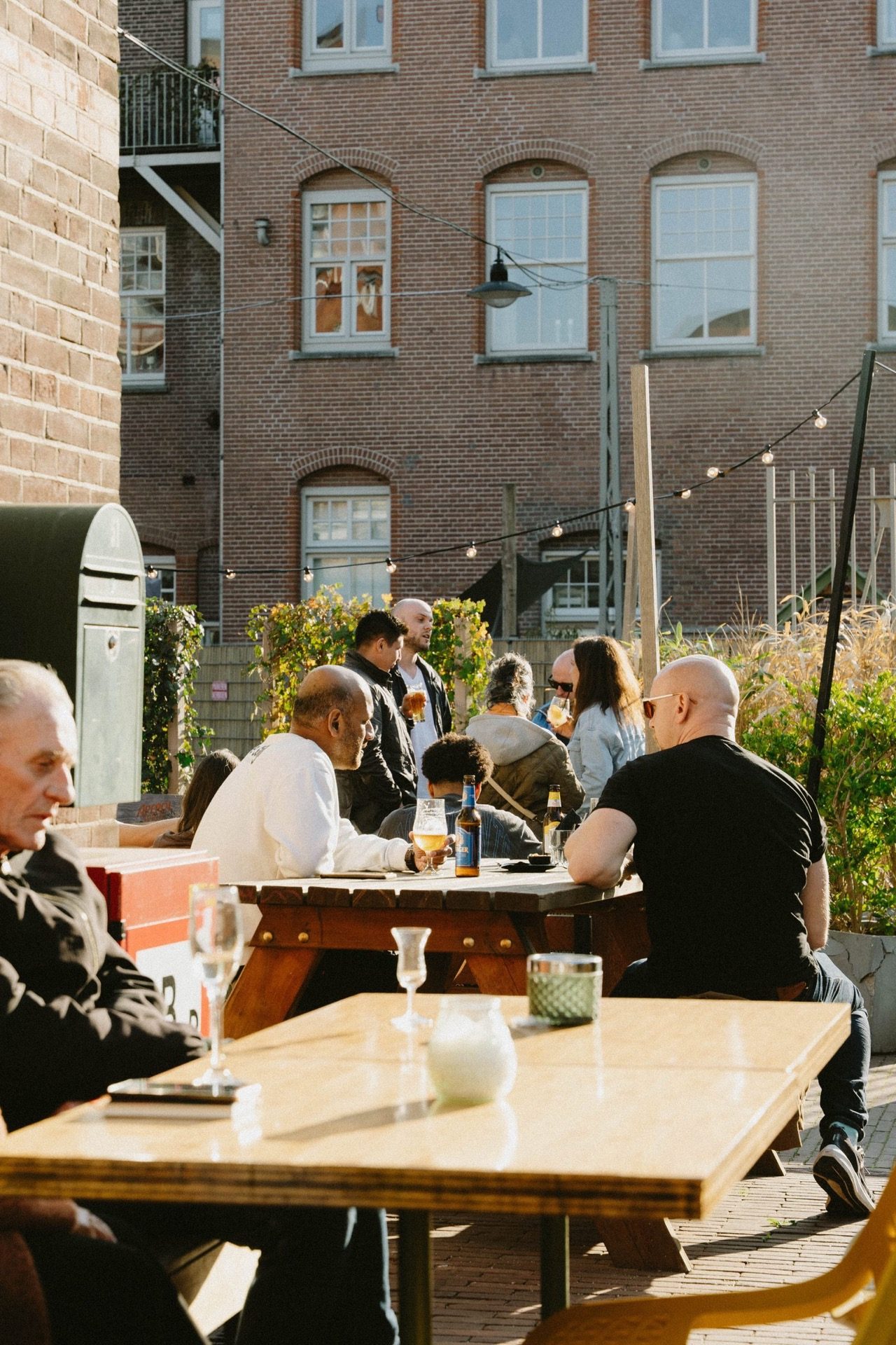 Kanarie Club — Foodhallen Amsterdam (2)